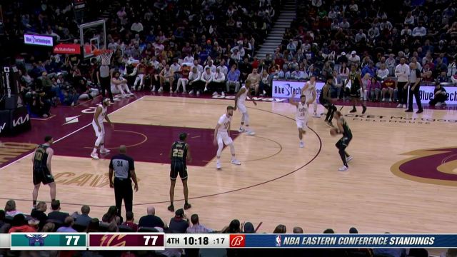 【2023年04月10日 黄蜂vs骑士集锦】就是这么强硬！麦克格温斯横冲直撞杀入禁区抬手上篮打进