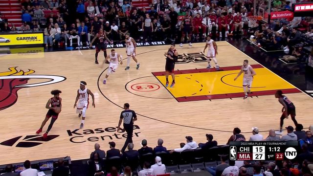 【2023年04月15日 公牛vs热火集锦】抢断反击暴扣一条龙 巴特勒率领热火打出进攻高潮