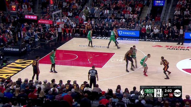 【2023年04月28日 凯尔特人vs老鹰集锦】不愧是单节得分王！特雷杨内外开花独揽18分紧咬比分