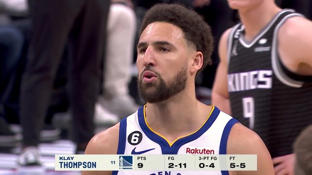 【2023年05月01日 勇士vs国王集锦】罕见！克莱罚球两罚不中随后三分再卡篮脖子