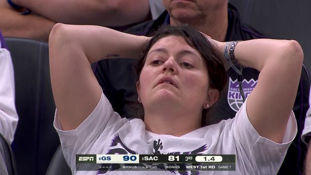 【2023年05月01日 勇士vs国王集锦】手感虽迟但到！克莱大号三分3+1给国王球迷看绝望了