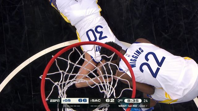 【2023年05月01日 勇士vs国王集锦】苍了天啊！库夹击之下以一敌三打进神仙2+1