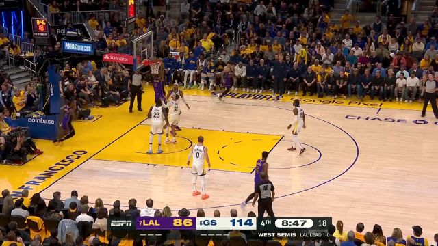 【2023年05月05日 湖人vs勇士集锦】我在场上有我的作用！ TT上场连得四分将勇士打停