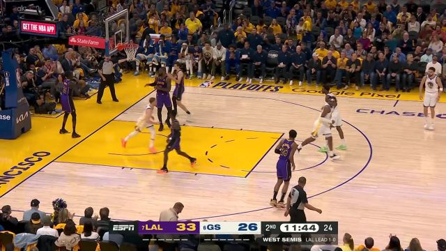 【2023年05月05日 湖人vs勇士集锦】开始发力了 维金斯抢下篮板霸气补篮