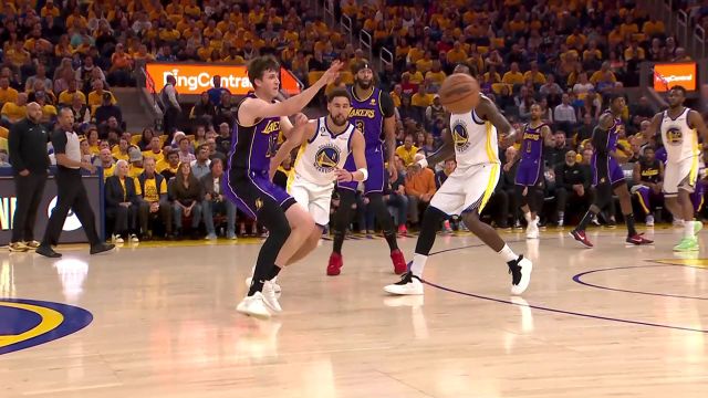 【2023年05月05日 湖人vs勇士集锦】老骥伏枥志在千里！ 詹姆斯里突外投连得五分