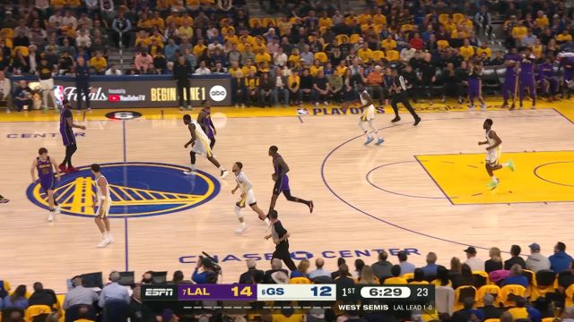 【2023年05月05日 湖人vs勇士集锦】詹姆斯两记不讲理三分出手飚进 金浩霆：用库里的方式得分