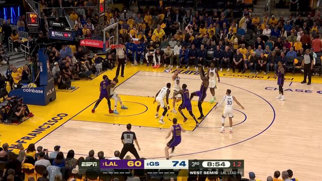 【2023年05月05日 湖人vs勇士集锦】火热手感继续延续！ 詹姆斯对位汤普森高难度后仰中投命中