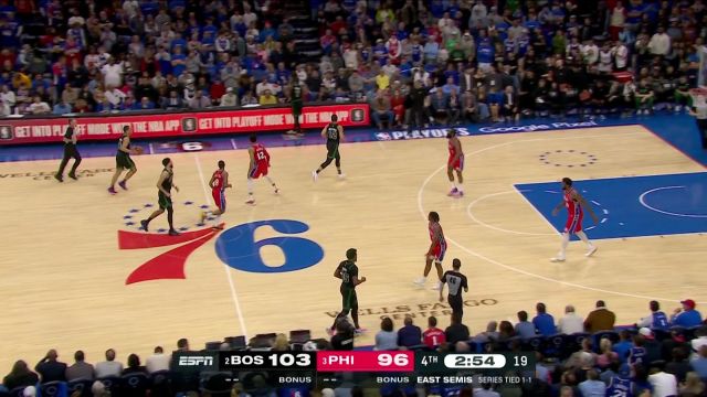 【2023年05月06日 凯尔特人vs76人集锦】塔图姆翻身跳投一气呵成 管泽元王仕鹏：这是超级巨星的表现