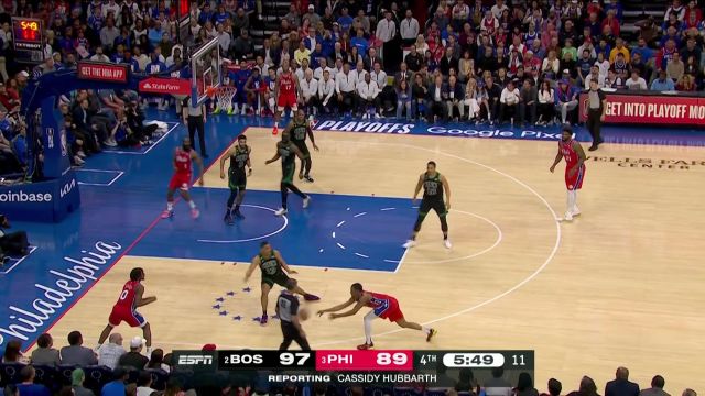 【2023年05月06日 凯尔特人vs76人集锦】管泽元王仕鹏异口同声：哈登空篮都不上吗？本场比赛这种情况出现4-5次了