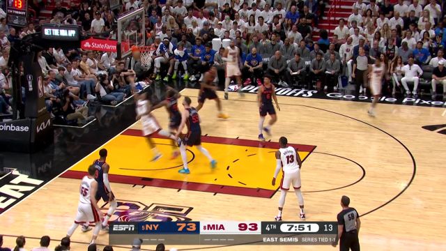 【2023年05月07日 尼克斯vs热火集锦】就是吃定你了！洛瑞凭借大屁股上下步强吃得手