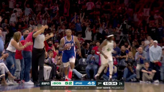 【2023年05月12日 凯尔特人vs76人集锦】分差缩至四分！恩比德突分底角塔克抬手三分毫不犹豫