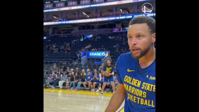 【2023年10月08日 湖人vs勇士集锦】金州拉文名不虚传！库里赛前大秀空中转体扣篮