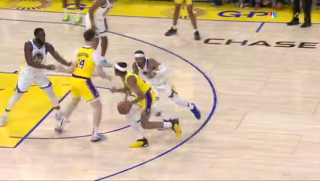 【2023年10月08日 湖人vs勇士集锦】好好把握反击机会！库明加快速攻守转换空接炸筐