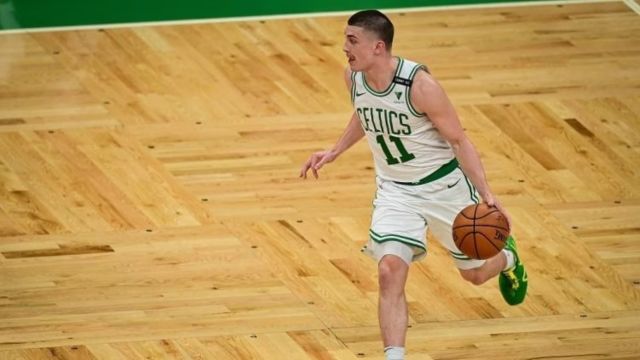 【2023年10月09日 76人vs凯尔特人集锦】将在新赛季绿军替补席扮演重要角色！普理查德4年3000万美元提前续约凯尔特人