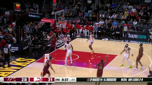 【2023年10月11日 骑士vs老鹰集锦】人到球到！特雷-杨行进间直塞妙传手术刀般精准