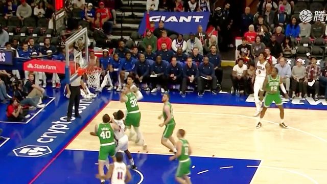 【2023年10月12日 凯尔特人vs76人集锦】NBA：乌布雷手感火热 开场连续飙中三分