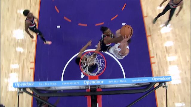 【2023年10月17日 开拓者vs太阳集锦】卡马拉旱地拔葱遮天大帽摁下对手 沃克顺势联手队友上篮打成反击