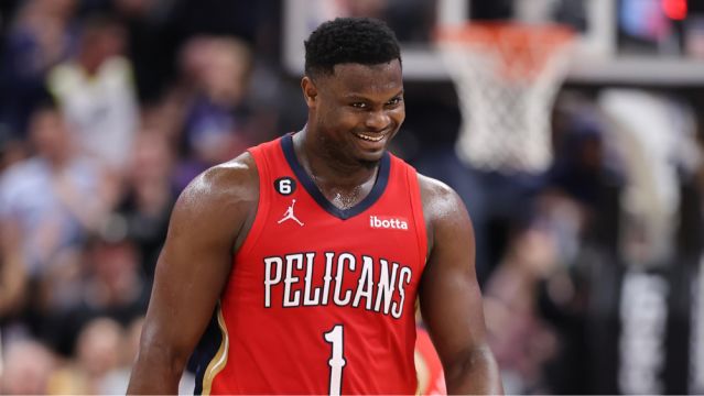 【2023年10月29日 尼克斯vs鹈鹕集锦】鹈鹕双星合砍50分：锡安17投12中0失误连吃兰德尔，多次冲框成功粗中有细