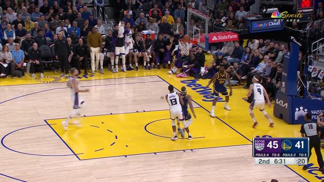 【2023年11月02日 国王vs勇士集锦】四分卫长传贯穿全场 米切尔连线赫尔特上篮建功