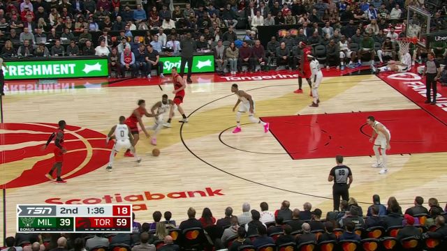 【2023年11月02日 雄鹿vs猛龙集锦】攻防转换教科书！巴恩斯梦幻脚步翻身跳投打成2+1