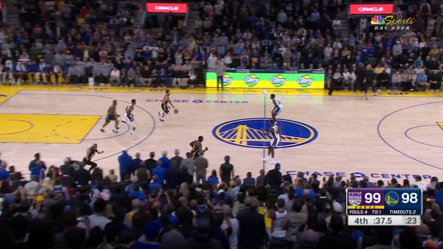 【2023年11月02日 国王vs勇士集锦】决胜时刻从不手软 库里穿越整条防线打进关键球