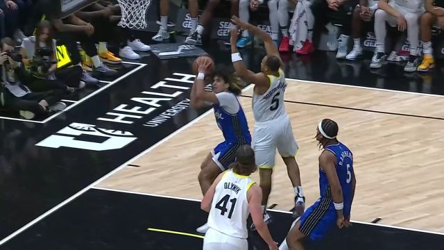 【2023年11月03日 魔术vs爵士集锦】魔术115-113爵士 班凯罗30+9贡献准绝杀魔术险胜爵士