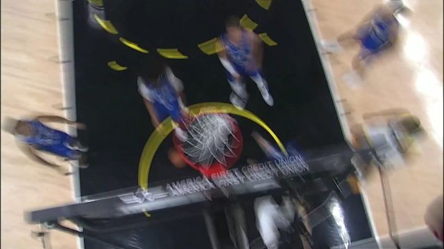 【2023年11月03日 魔术vs爵士集锦】我的主场我做主！马尔卡宁顺步突破一飞冲天隔扣艾萨克