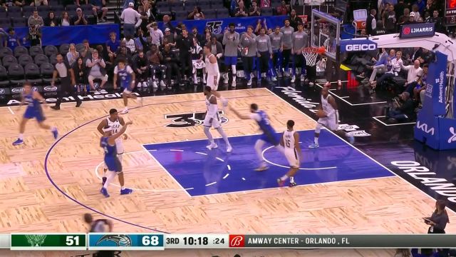 【2023年11月12日 雄鹿vs魔术集锦】艺高人胆大！瓦格纳猴子捞月助攻比塔泽空接暴扣虐筐