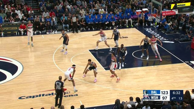 【2023年11月16日 独行侠vs奇才集锦】极限操作！库兹马持球直杀内线 篮下闪展腾挪拉杆反篮命中