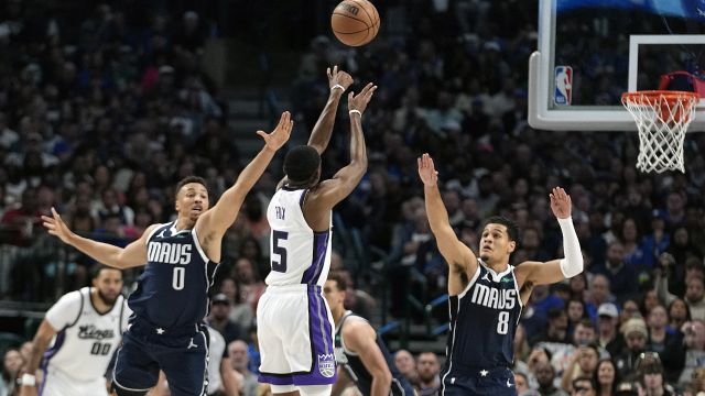 【2023年11月20日 国王vs独行侠集锦】国王vs独行侠精彩集锦 东契奇欧文合砍48分难阻国王6连胜