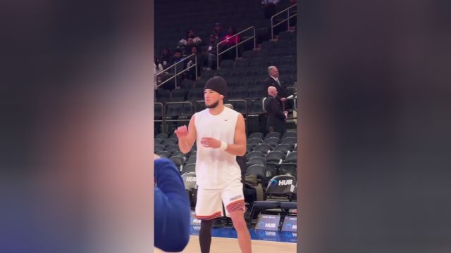 【2023年11月27日 太阳vs尼克斯集锦】布克赛前热身训练 投篮手感火热弹无虚发