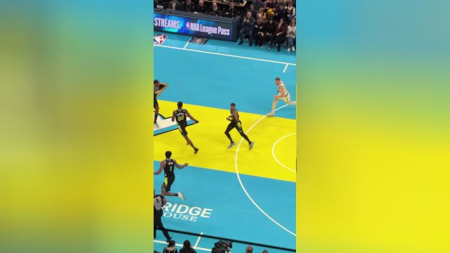 【2023年12月05日 凯尔特人vs步行者集锦】锦标赛个人数据遥遥领先 哈利伯顿内外开花与塔图姆对飚三分