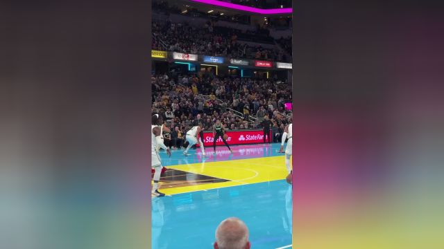 【2023年12月05日 凯尔特人vs步行者集锦】哈利伯顿飚进三分 其父亲在场边激情庆祝