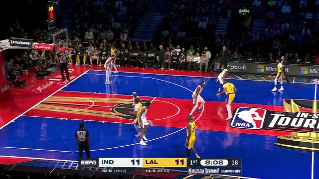 【2023年12月10日 步行者vs湖人集锦】小球中锋的答案！浓眉里突外投进攻全方位无死角