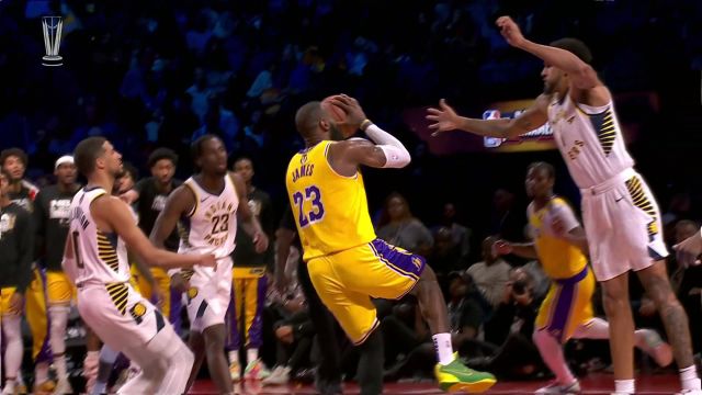 【2023年12月10日 步行者vs湖人集锦】给场下名宿看嗨了！詹姆斯过掉哈里伯顿上演拉杆暴扣