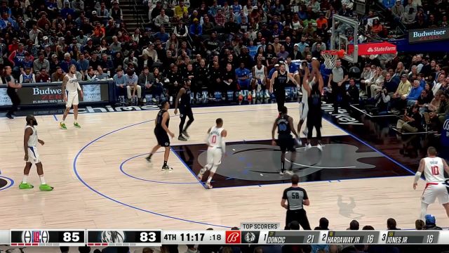 【2023年12月21日 快船vs独行侠集锦】逆天拉杆惊艳全场 鲍威尔空中摆脱威廉姆斯上篮打进