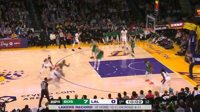 【2023年12月26日 凯尔特人vs湖人集锦】湖人开局被打9-0 皓篮球直呼：地狱开局！死亡五大脚步太笨