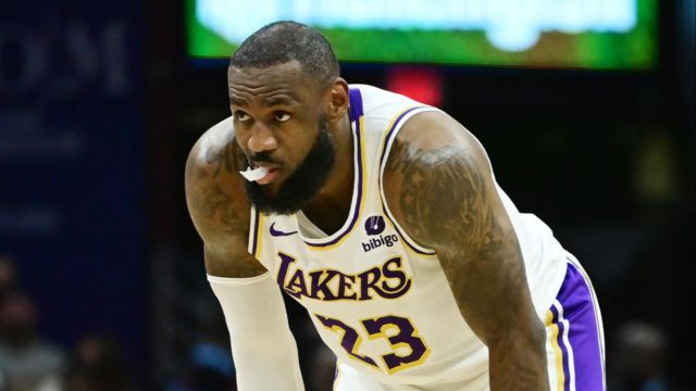 【2023年12月26日 凯尔特人vs湖人集锦】湖人圣诞大战3连败均砍115分！浓眉40分成队史04年科比后首人