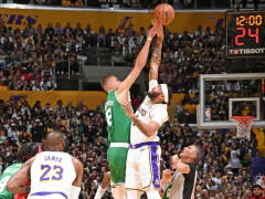 浓眉40+14连创壮举：赛季40+全胜定律告破 湖人近8战6负