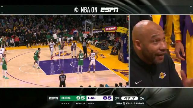 【2023年12月26日 凯尔特人vs湖人集锦】浓眉突破腿软摔倒在地 皓篮球无情大笑：北极洲步 老寒腿犯了