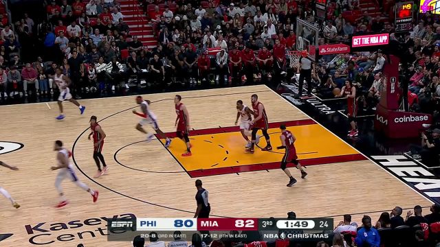 【2023年12月26日 76人vs热火集锦】得分手拿把攥 哈里斯强势转身抛投追平比分