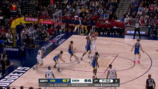 【2023年12月26日 勇士vs掘金集锦】这得是多么默契的配合！约基奇极限传球 戈登隔着克莱双手空接扣进