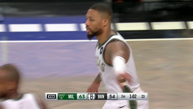 【2023年12月28日 雄鹿vs篮网集锦】手感来的很及时 利拉德外线干拔三分手起刀落