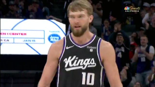 【2024年01月04日 魔术vs国王集锦】所有人都知道快到时间只有他还蒙在鼓里 班凯罗关键时刻24秒违例