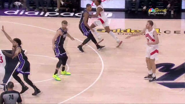 【2024年01月06日 猛龙vs国王集锦】珀尔特尔仙人指路送妙传 西亚卡姆突破接球上篮打成2+1