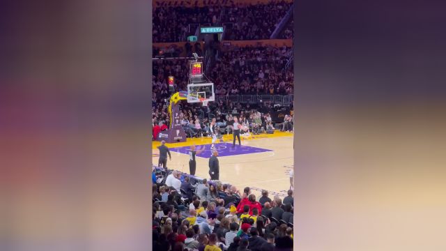 【2024年01月08日 快船vs湖人集锦】质疑与致敬并存的洛城球迷 威少登场全场球迷既有欢呼也有嘘声