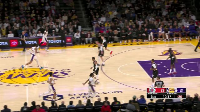 【2024年01月08日 快船vs湖人集锦】谁也无法阻挡！ 詹姆斯能突能投连拿四分咬紧比分