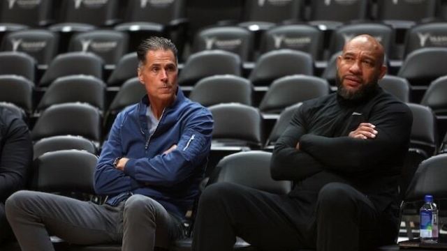 【2024年01月08日 快船vs湖人集锦】湖人再曝内讧：数名球员不满上场时间！率先离队下课赔率哈姆第一