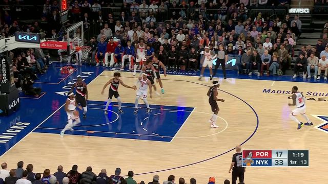 【2024年01月10日 开拓者vs尼克斯集锦】同一个地方摔倒两次 兰德尔连续遭遇巴吉遮天大帽