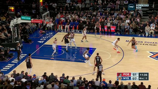 【2024年01月10日 开拓者vs尼克斯集锦】这是要抢艾顿的位置啊！巴吉两记重扣书写开拓者强硬内线